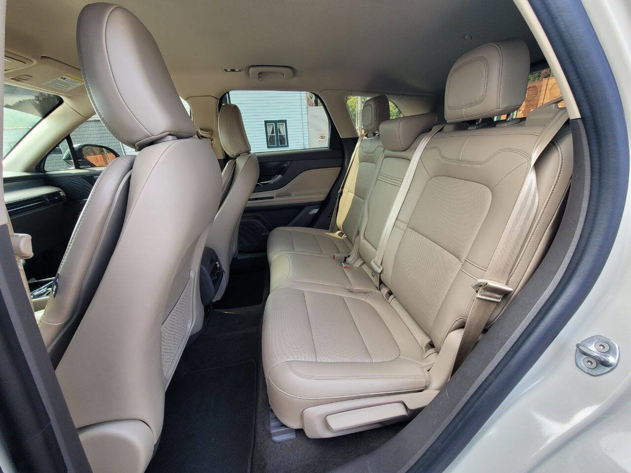 Used 2021 Lincoln Corsair AWD w/ Equipment Group 101A image 14