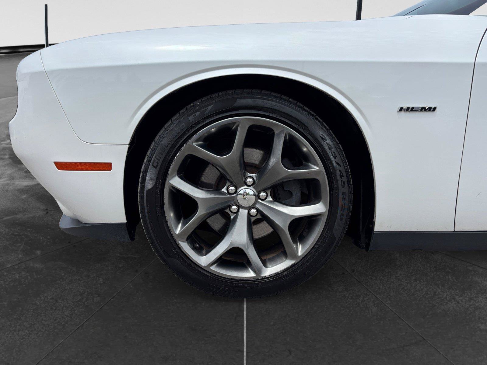 Used 2015 Dodge Challenger R/T Plus RWD image 9