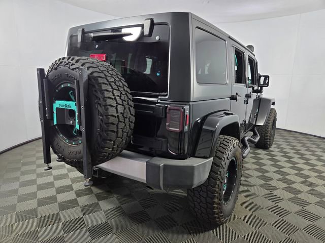 Used 2015 Jeep Wrangler Unlimited Sahara w/ Max Tow Package image 9