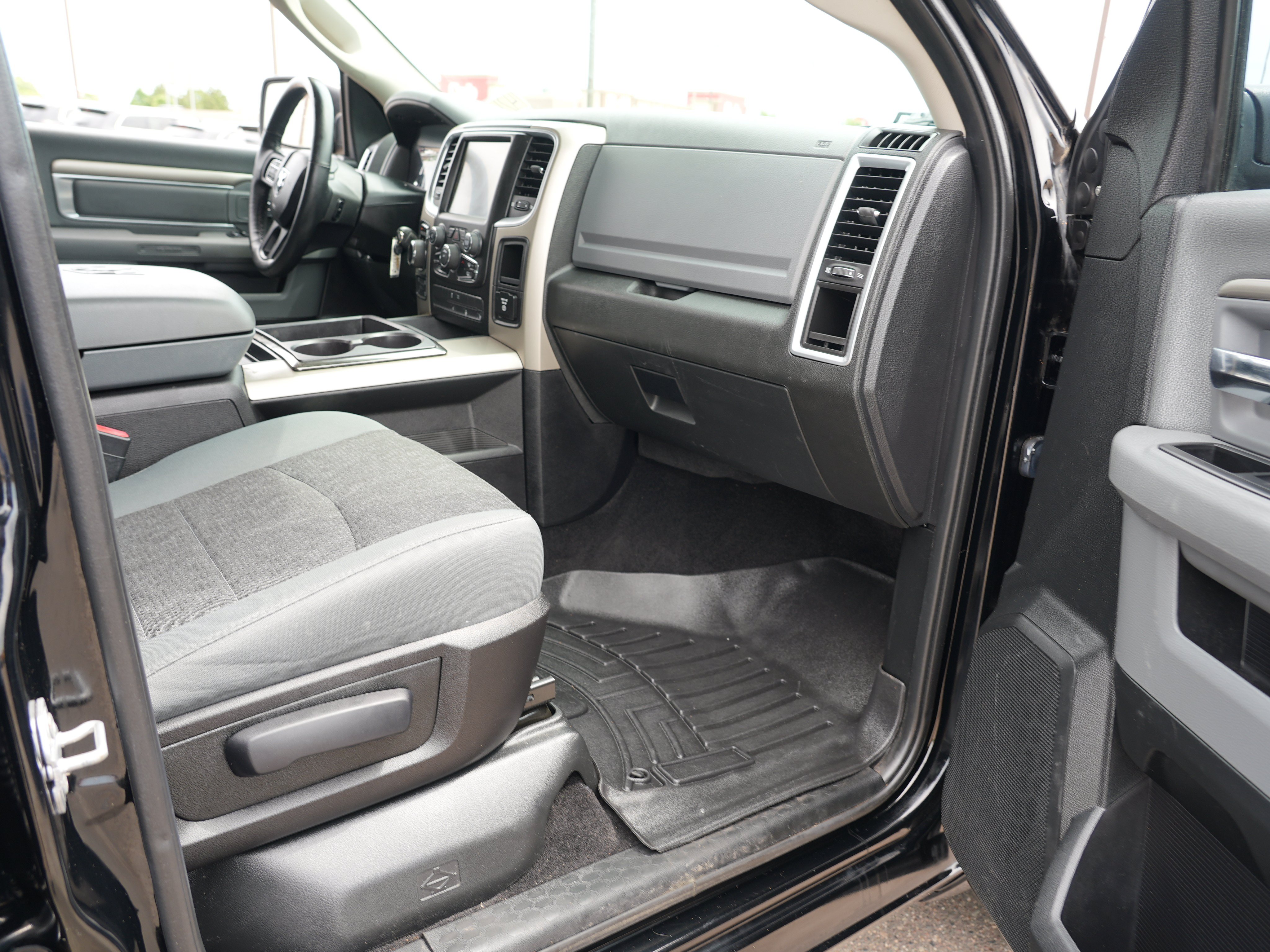 Used 2014 RAM 1500 Big Horn AWD/4WD image 27