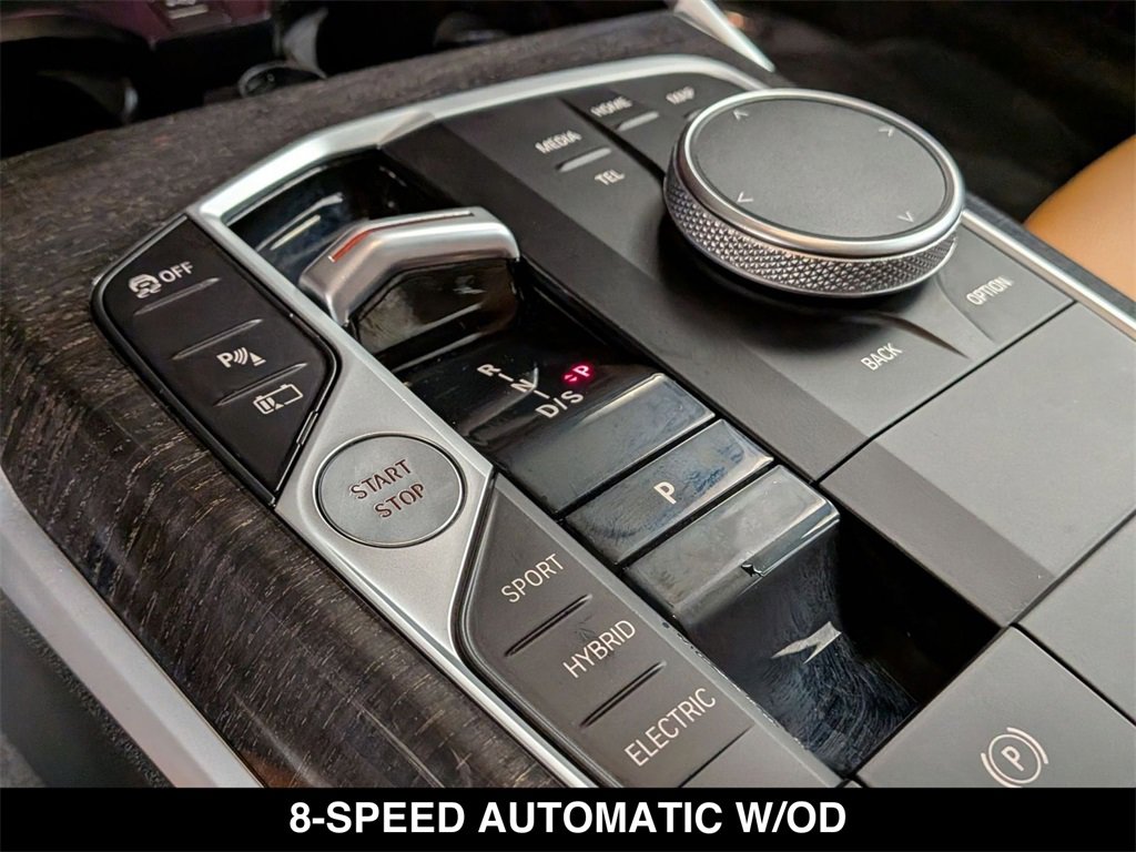 Certified 2023 BMW 330e xDrive 330e xDrive w/ Driving Assistance Package image 20