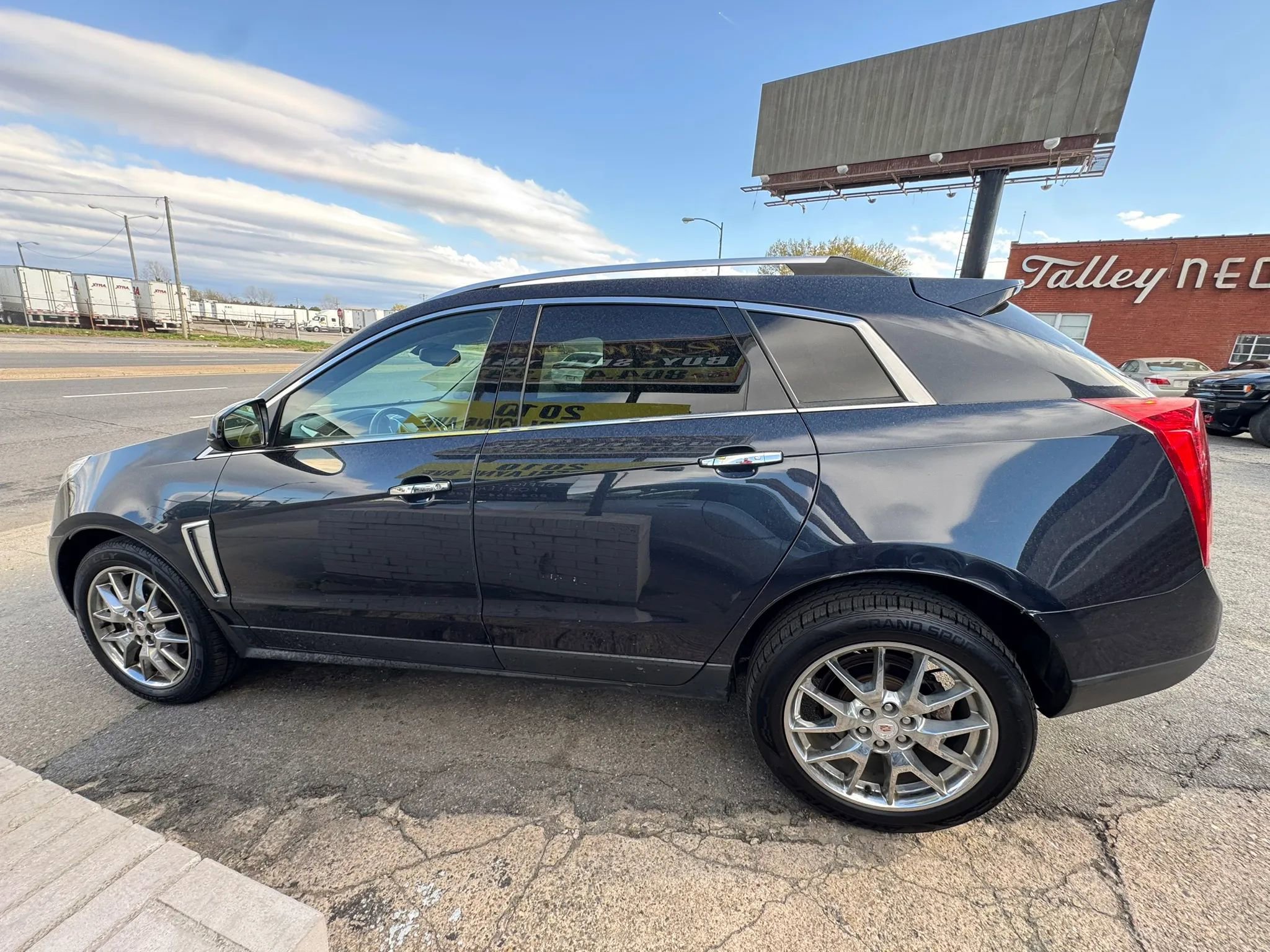 Used 2014 Cadillac SRX Performance w/ Driver Awareness Package image 6
