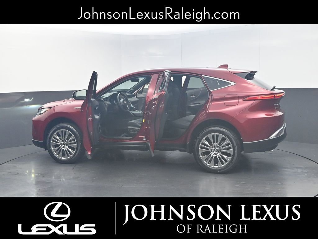 Used 2021 Toyota Venza Limited w/ Advanced Technology Package image 28