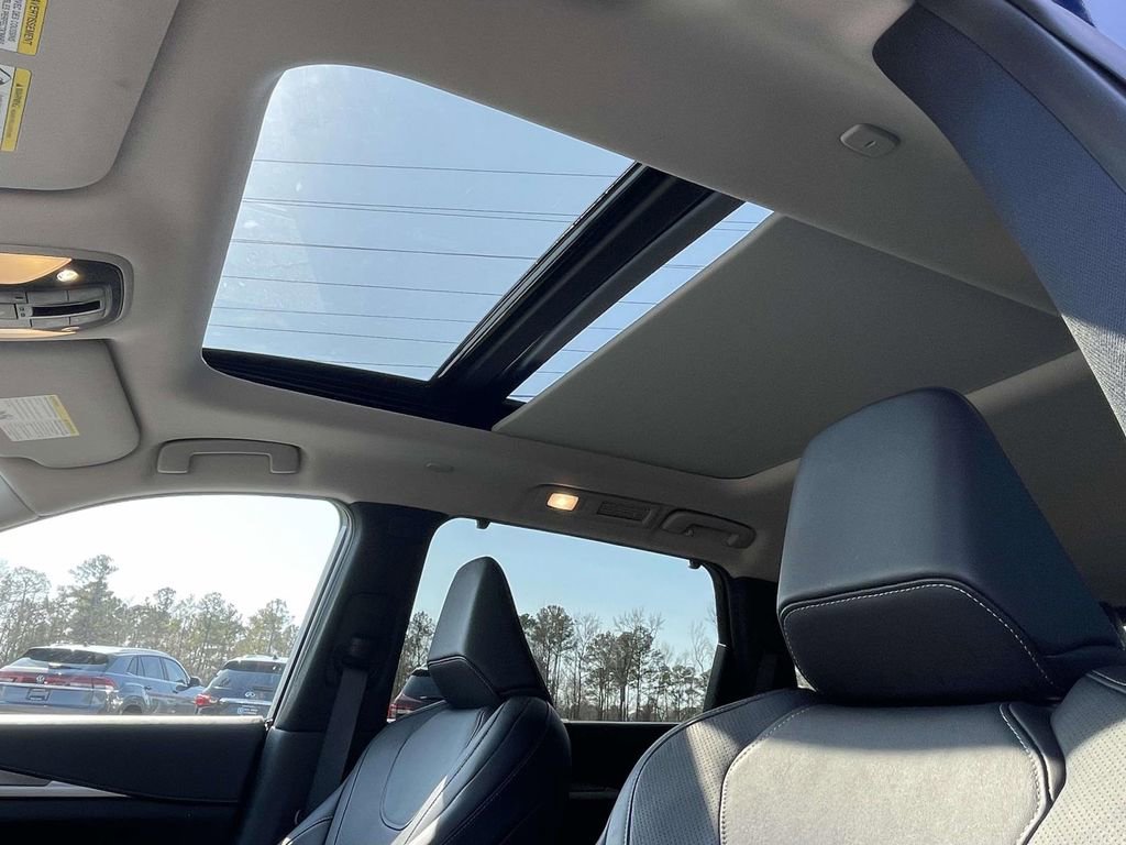 Used 2025 INFINITI QX60 Luxe w/ Vision Package image 14