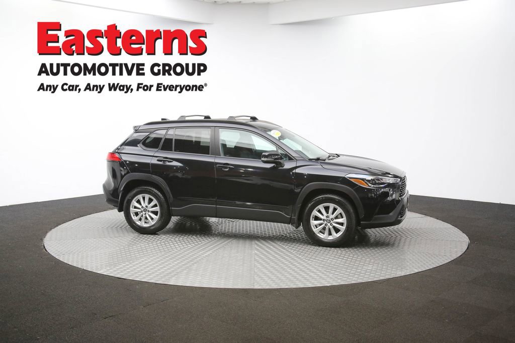 Used 2022 Toyota Corolla Cross LE image 43