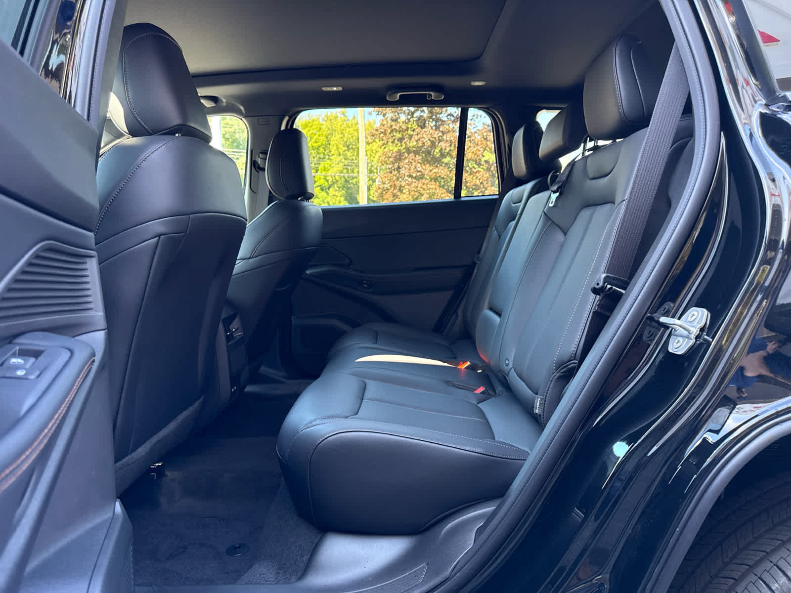 New 2026 Jeep Cherokee Limited AWD/4WD image 21