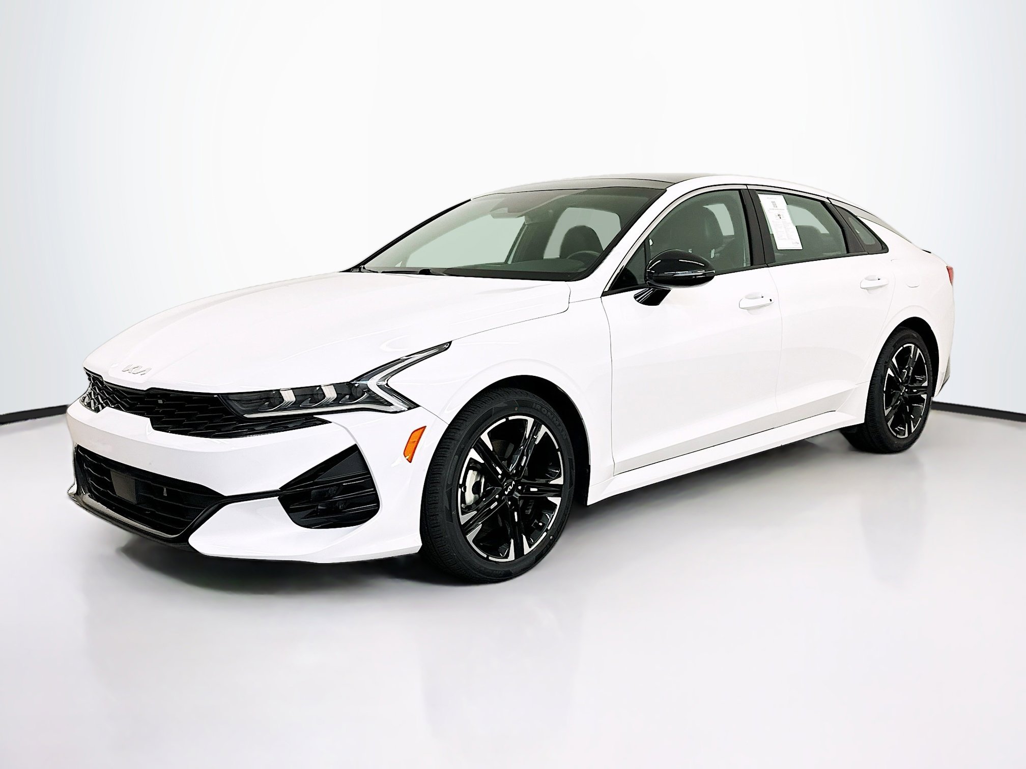 Used 2023 Kia K5 GT-Line image 3