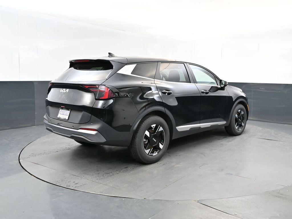 New 2026 Kia Sportage LX FWD image 5