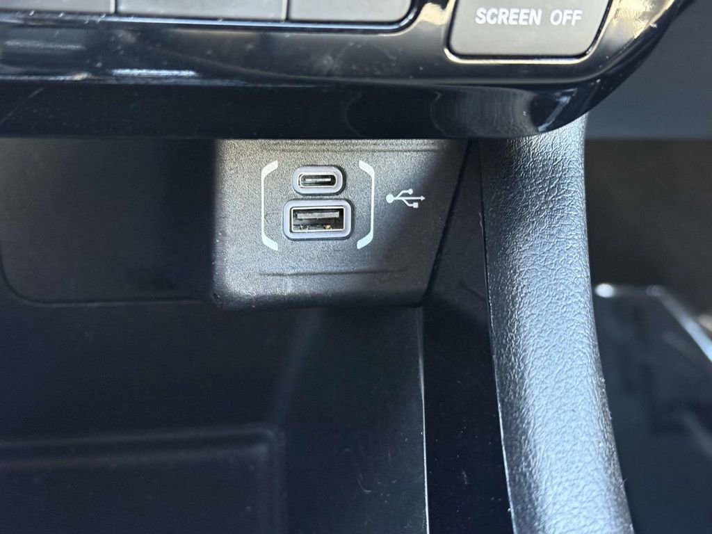 Used 2024 Jeep Compass Limited AWD/4WD image 29