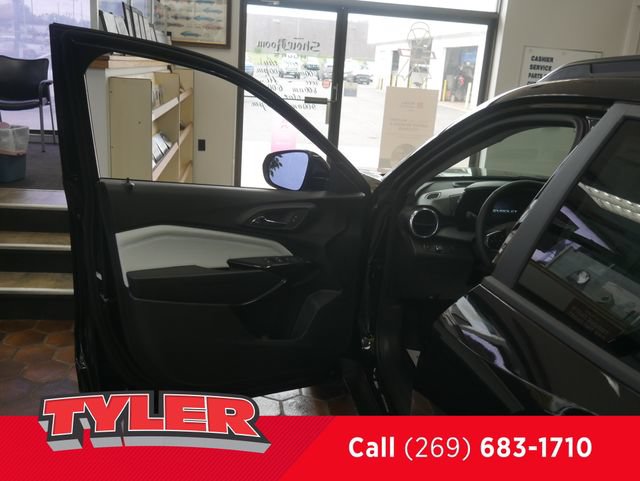 New 2026 Chevrolet Trax LT w/ Driver Confidence Package FWD image 17