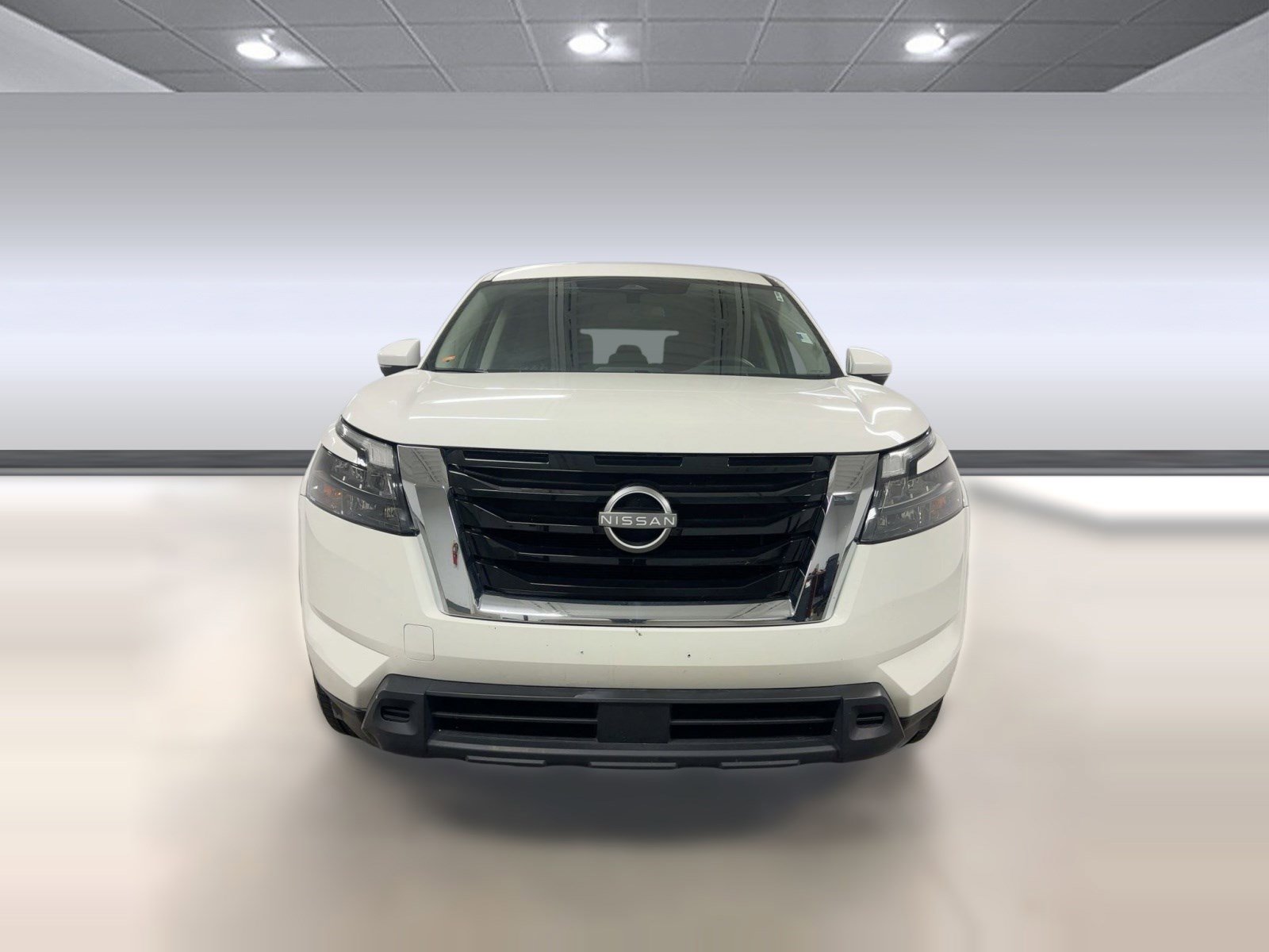 Used 2025 Nissan Pathfinder SV image 5