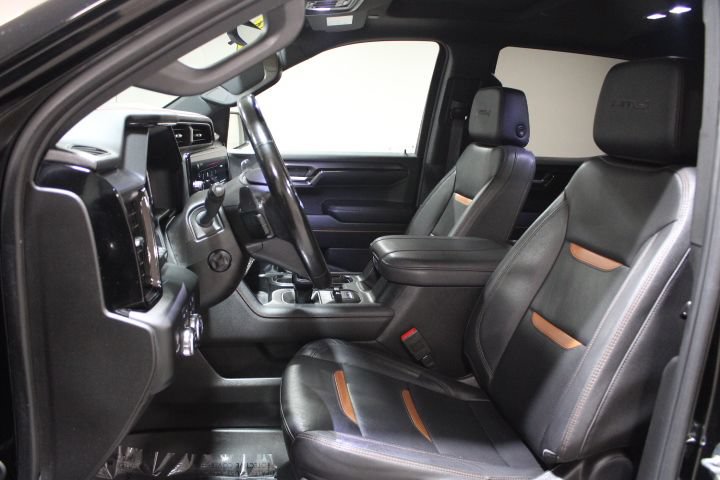 Used 2024 GMC Sierra 1500 AT4 w/ Technology Package AWD/4WD image 19