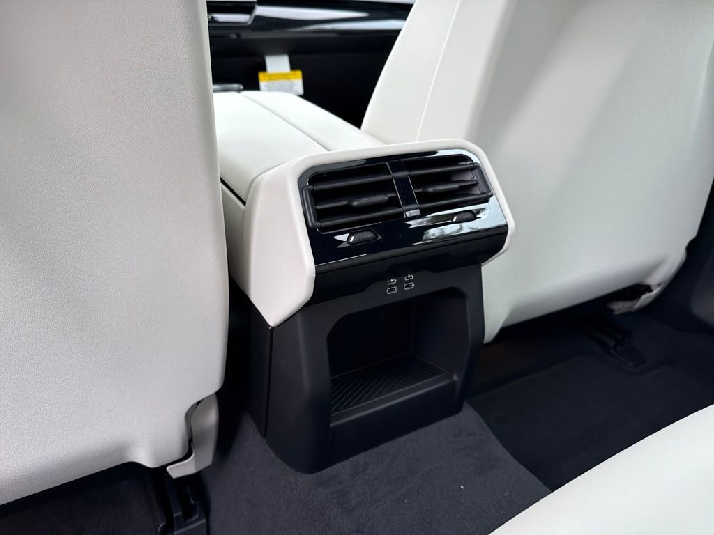 New 2026 BMW 530i xDrive image 21