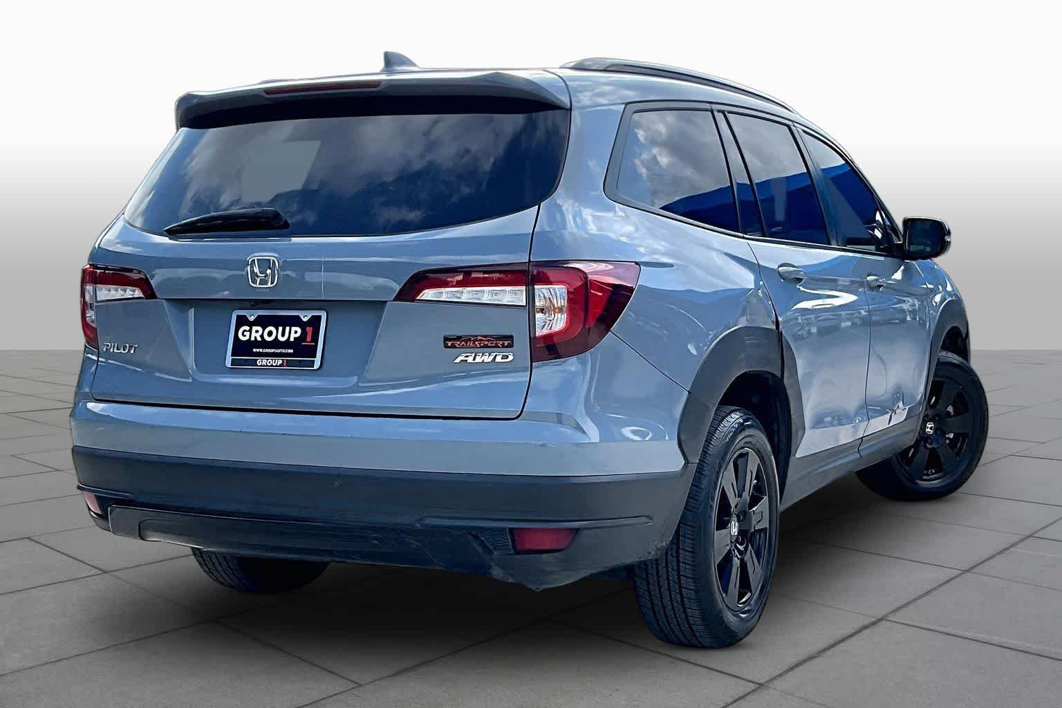 Used 2022 Honda Pilot TrailSport image 12