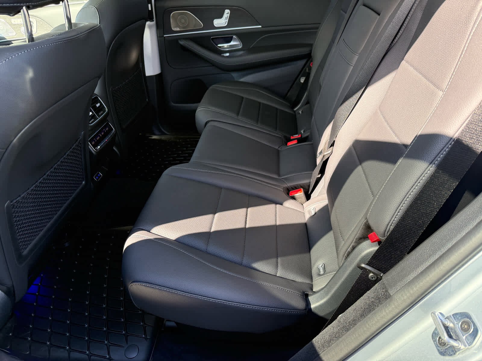 New 2026 Mercedes-Benz GLS 450 4MATIC image 11