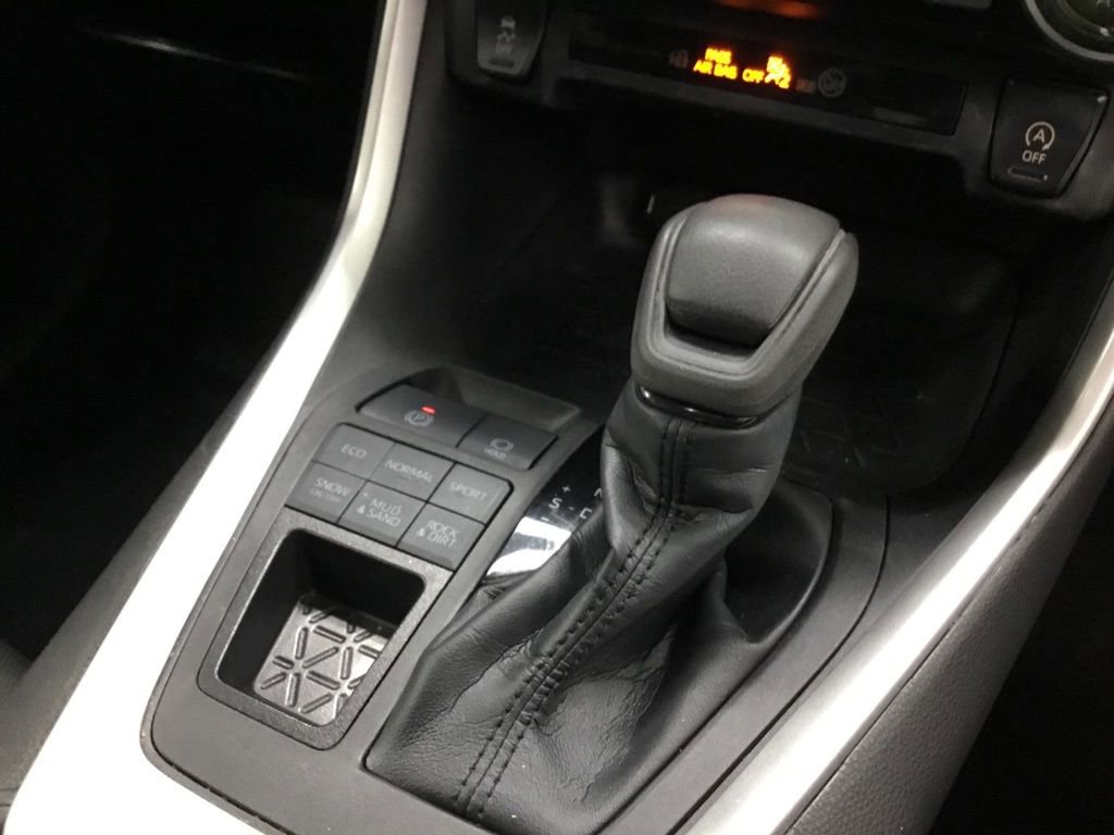 Used 2023 Toyota RAV4 XLE image 27