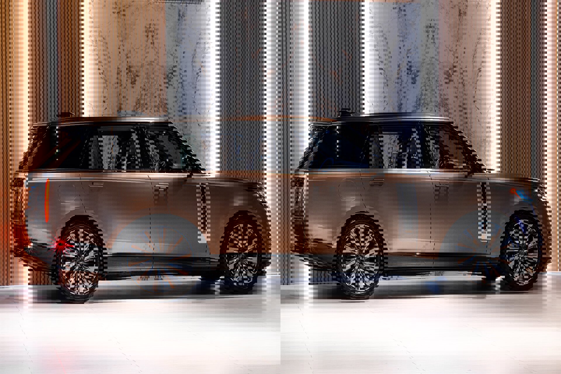 Used 2023 Land Rover Range Rover SV image 5