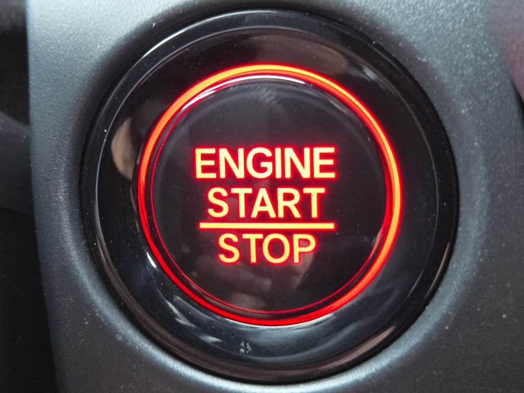 Certified 2025 Honda HR-V Sport image 37