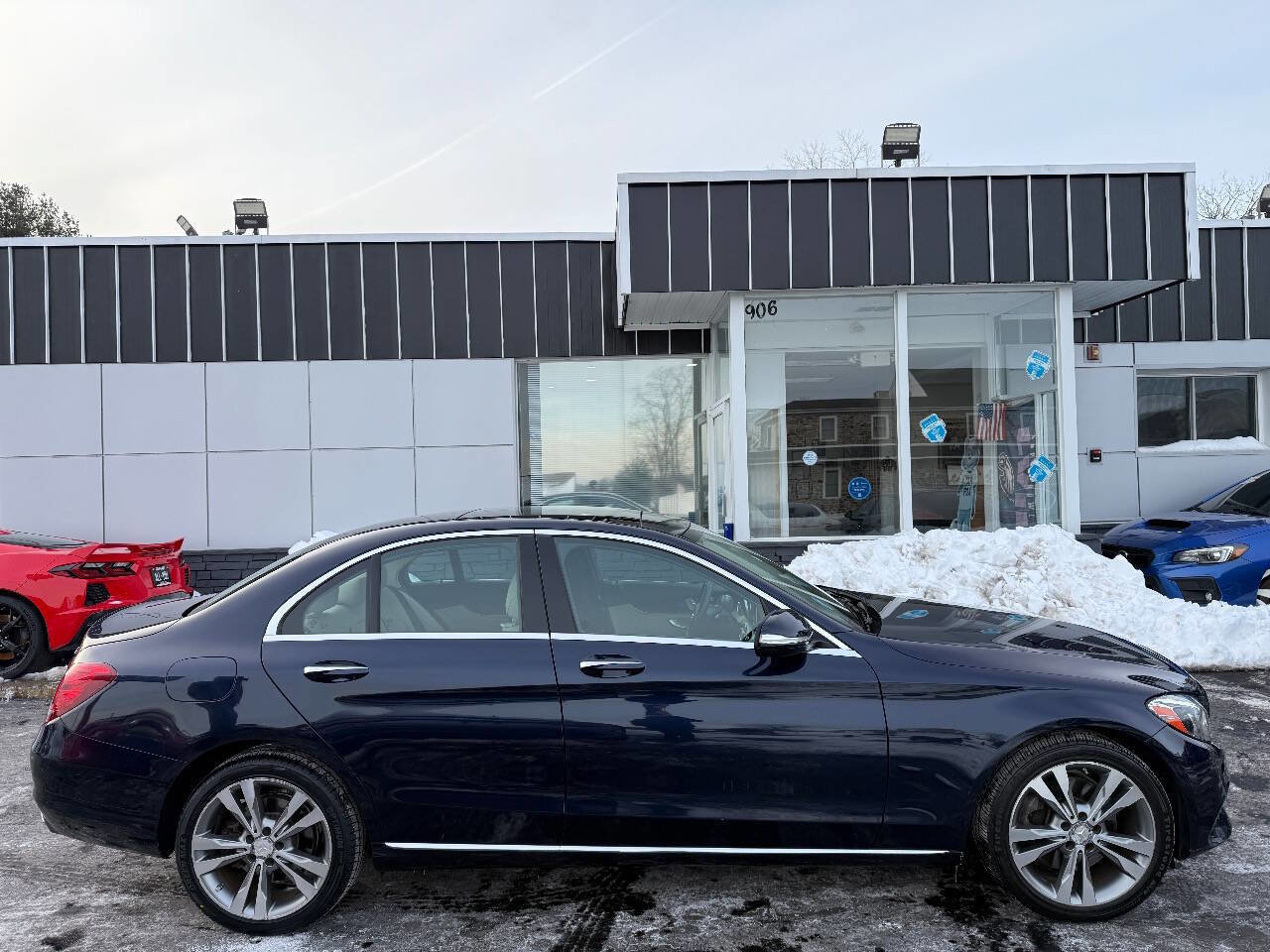 Used 2015 Mercedes-Benz C 300 C 300 4MATIC AWD 4dr Sedan image 9