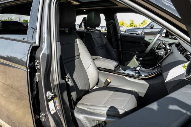 New 2026 Land Rover Range Rover Evoque S AWD/4WD image 44