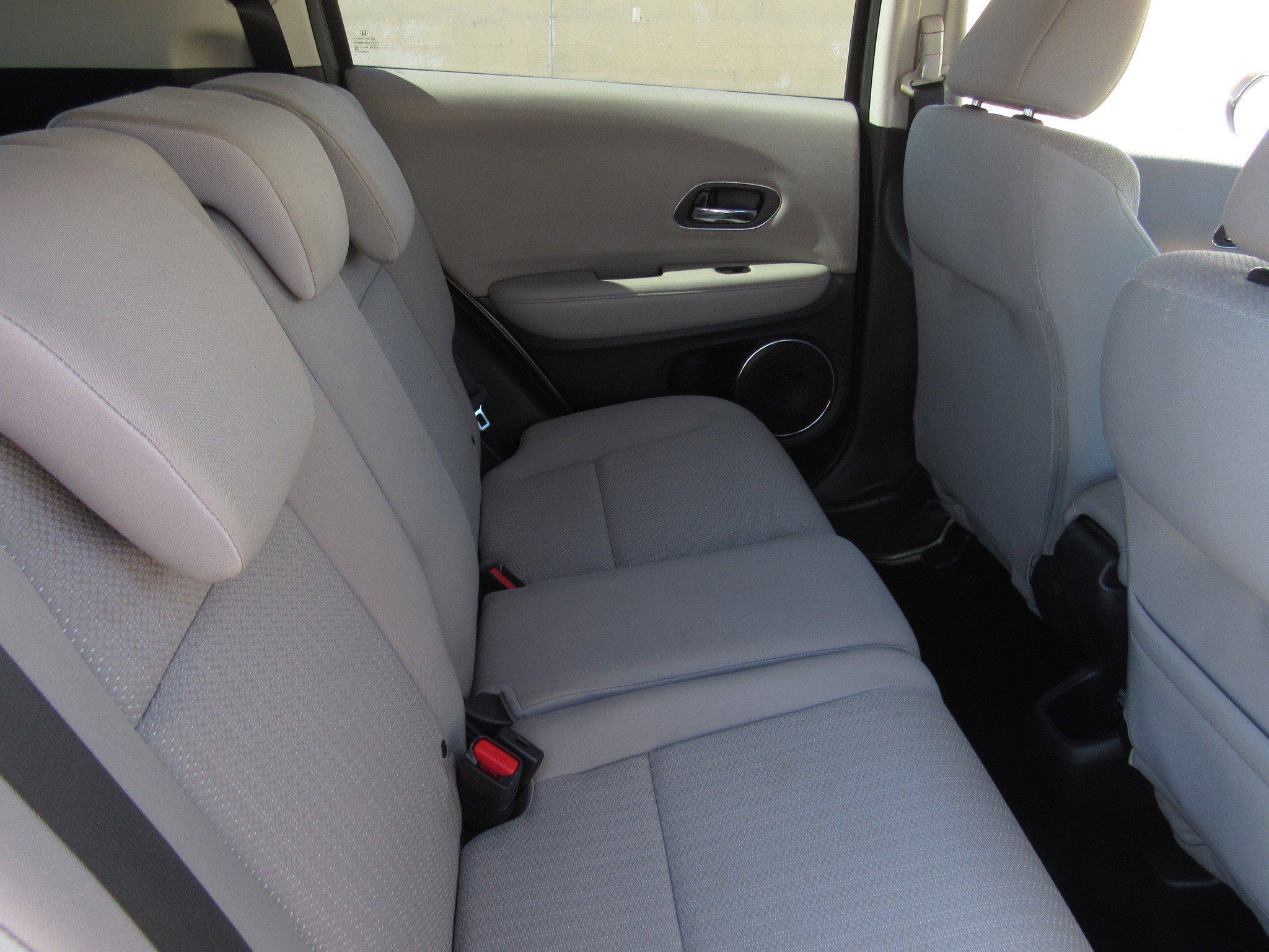 Used 2018 Honda HR-V EX image 12