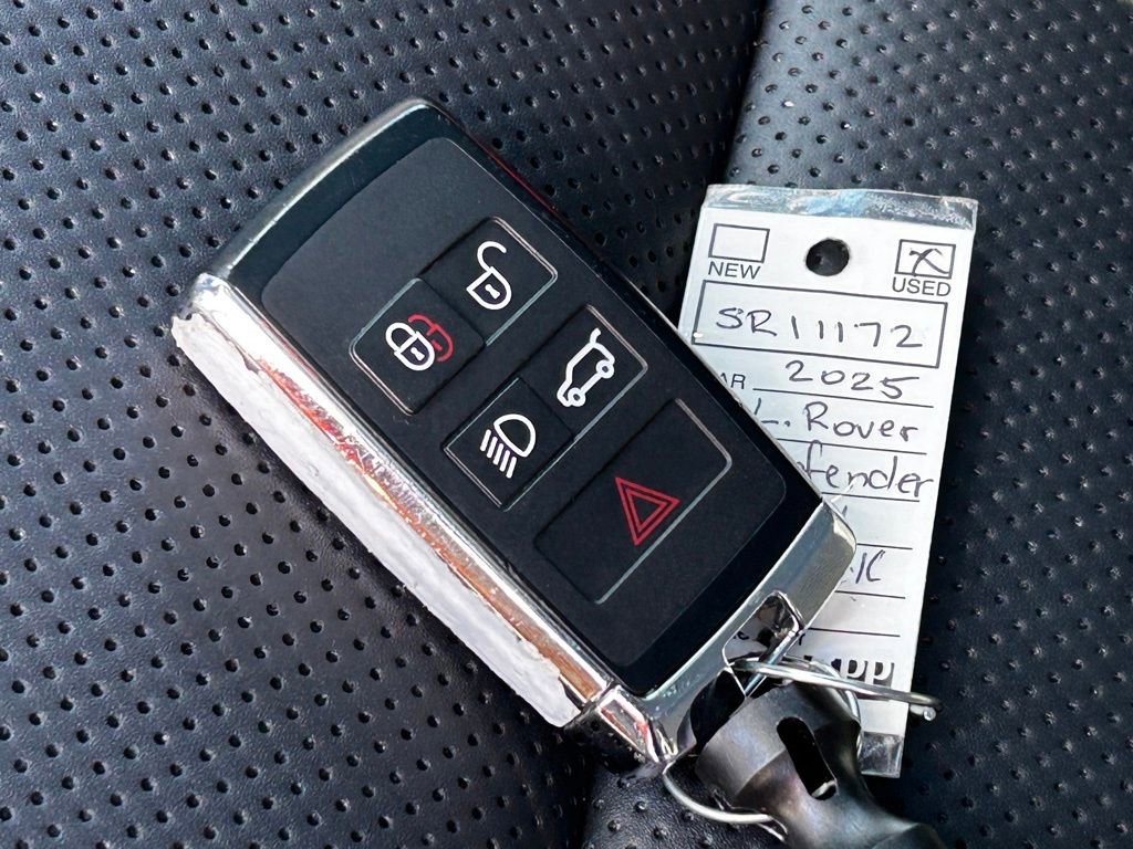 Used 2025 Land Rover Defender 110 S image 53