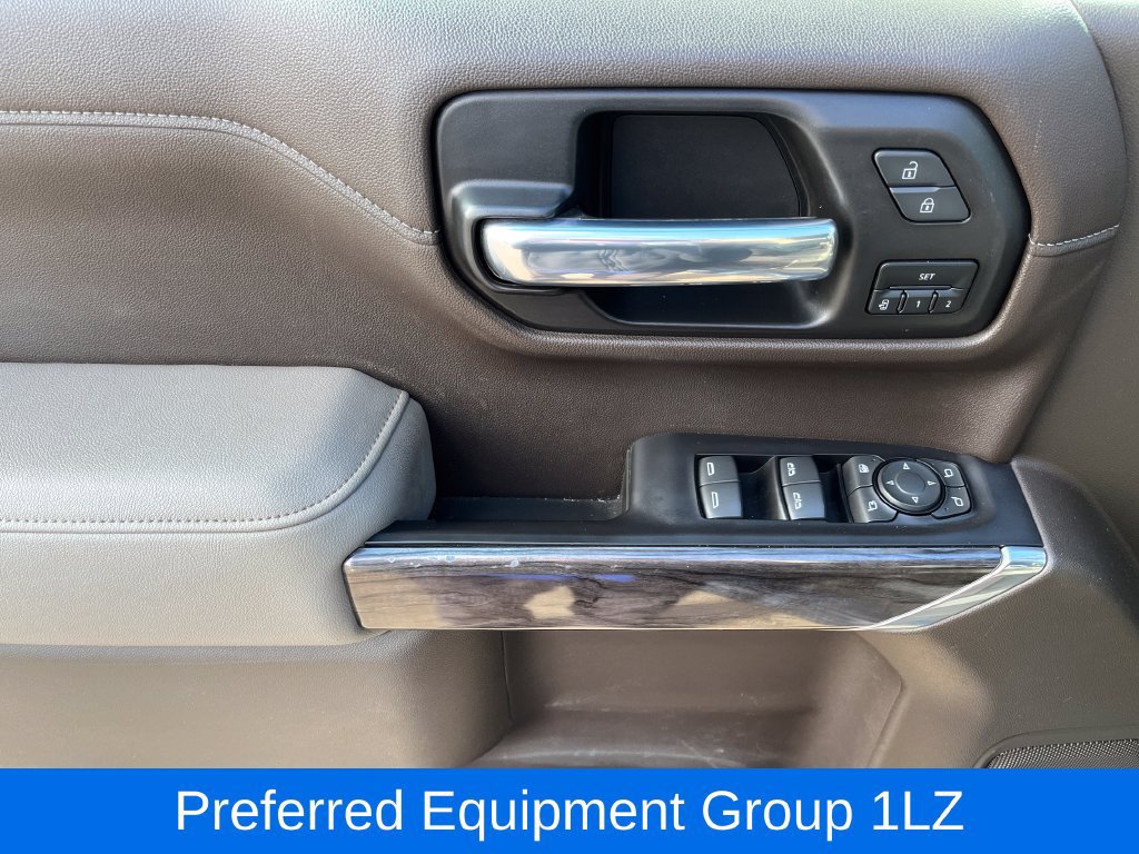 Used 2021 Chevrolet Silverado 1500 LTZ AWD/4WD image 21