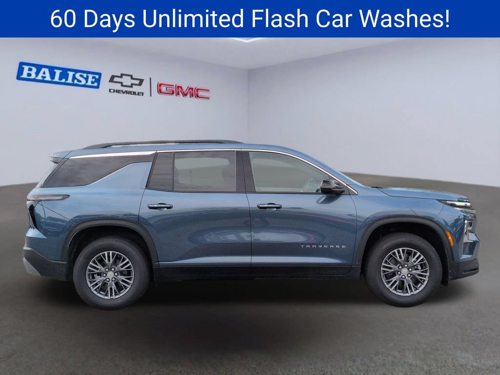Used 2026 Chevrolet Traverse LT w/ LPO, Floor Liner Package AWD/4WD image 3