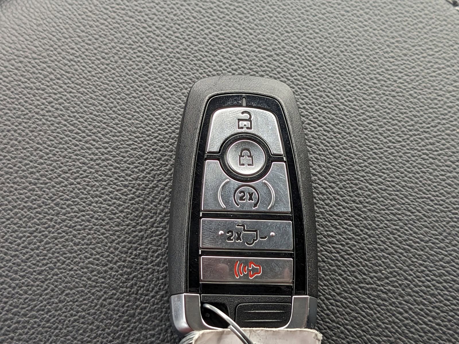 New 2024 Ford F250 Lariat w/ Lariat Ultimate Package image 31