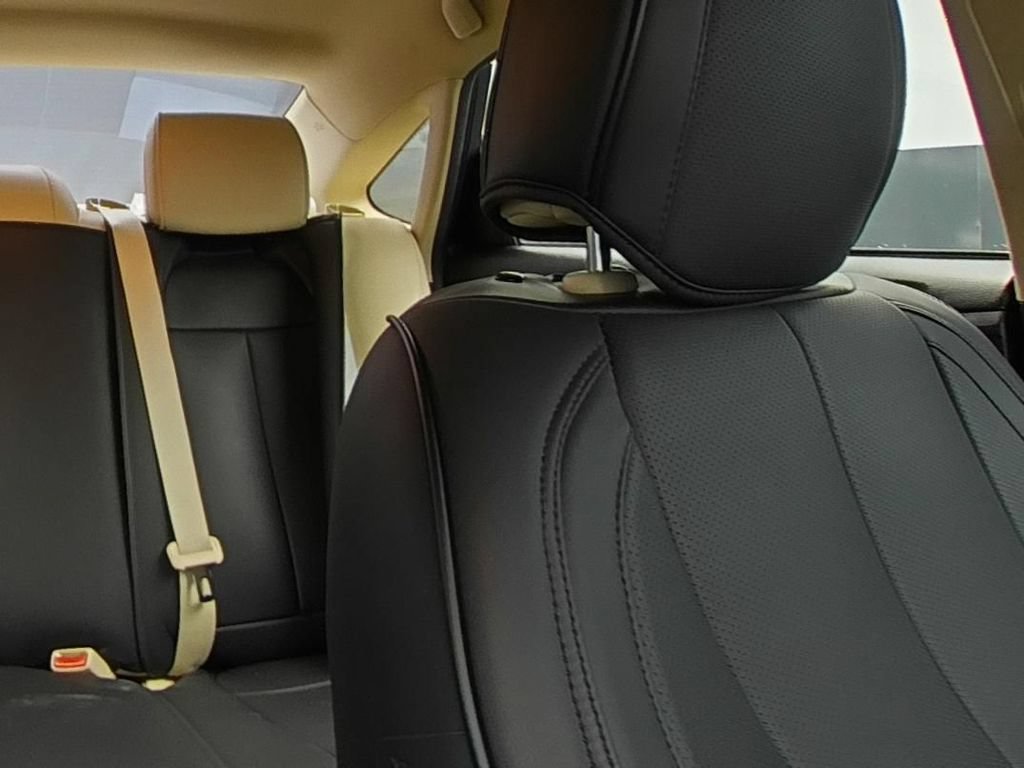 Used 2014 Toyota Avalon XLE FWD image 11