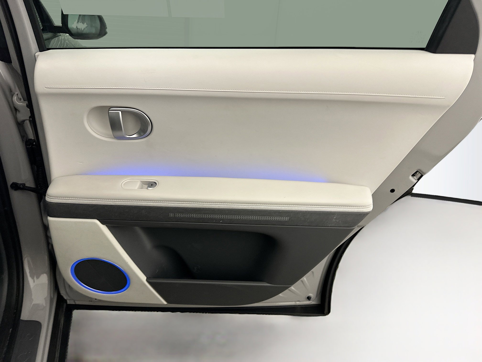 Used 2023 Hyundai Ioniq 5 SEL w/ Cargo Package AWD/4WD image 32