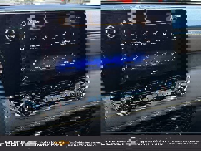 Used 2025 Chevrolet Colorado ZR2 w/ Technology Package AWD/4WD image 25