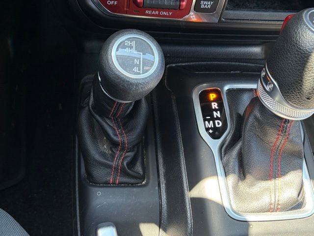 Used 2018 Jeep Wrangler Unlimited Rubicon image 25