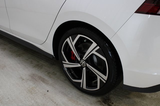 New 2026 Volkswagen GTI SE image 28