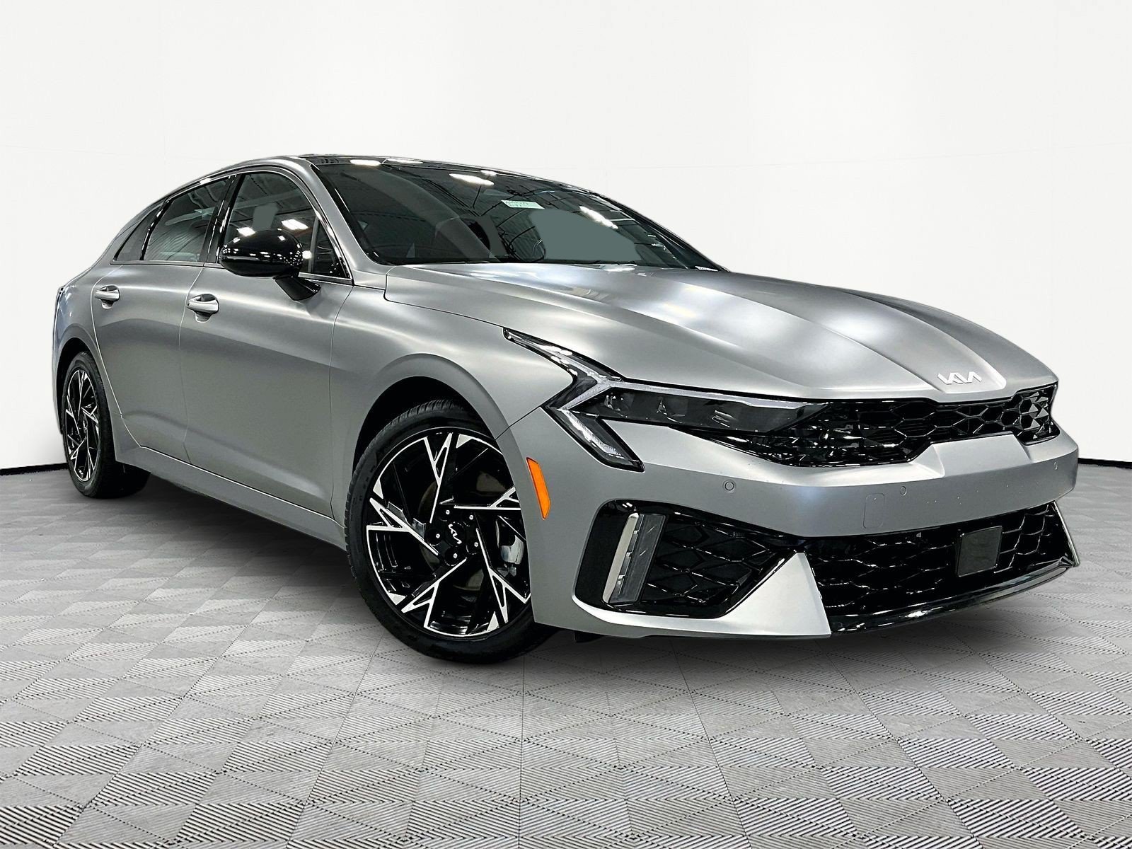 Used 2025 Kia K5 GT-Line w/ GT-Line Premium Package FWD image 3