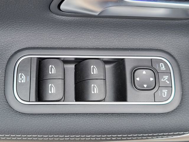 Used 2025 Mercedes-Benz CLA 250 4MATIC image 14