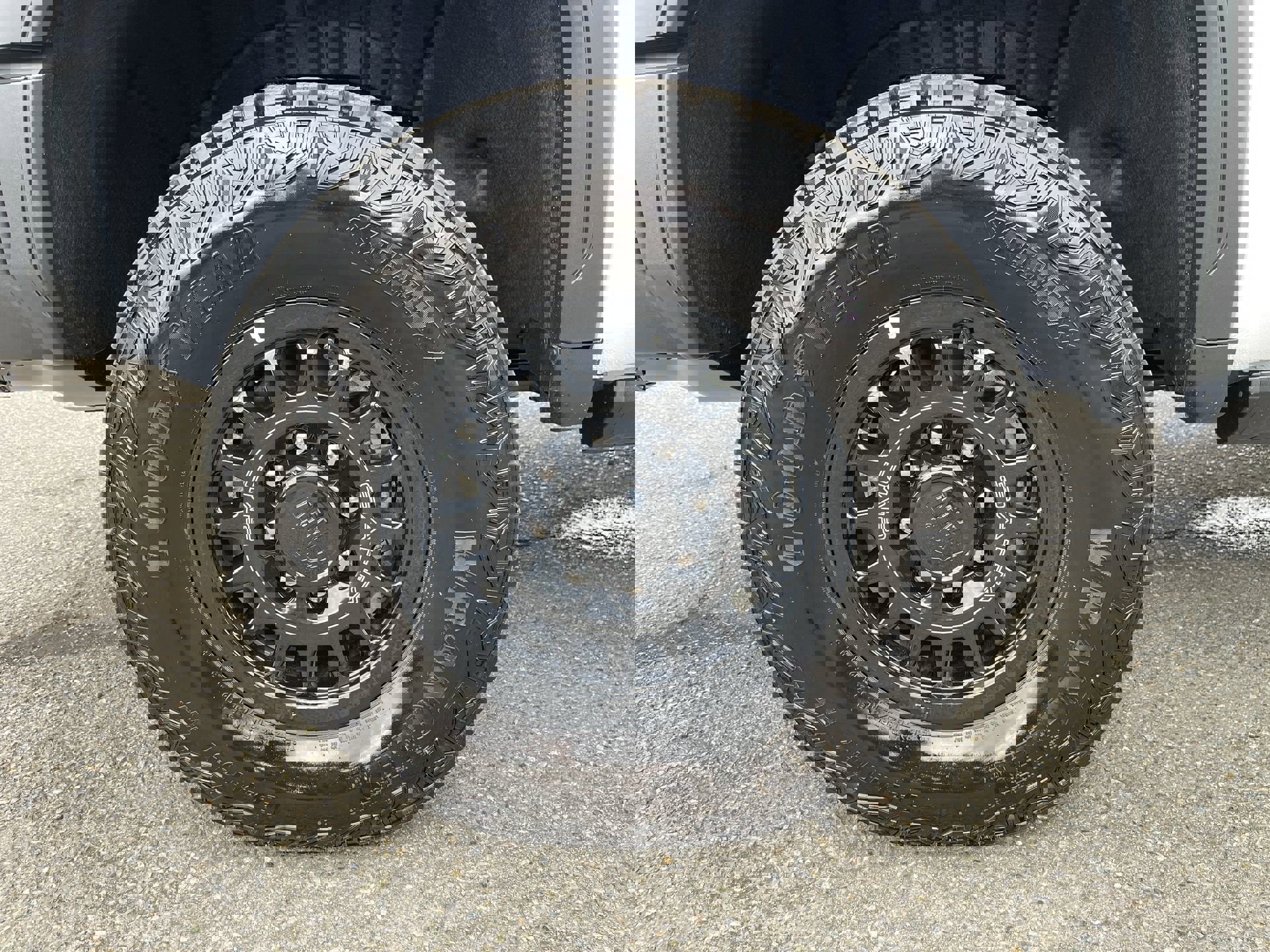 New 2025 GMC Sierra 2500 AT4X w/ AT4X AEV Edition image 70