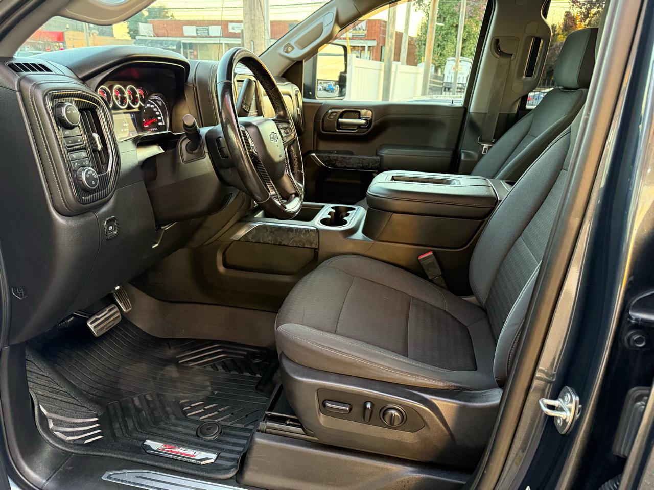 Used 2021 Chevrolet Silverado 1500 LT Trail Boss w/ Bed Protection Package AWD/4WD image 34