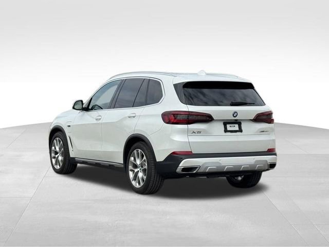 Certified 2022 BMW X5 xDrive45e image 5