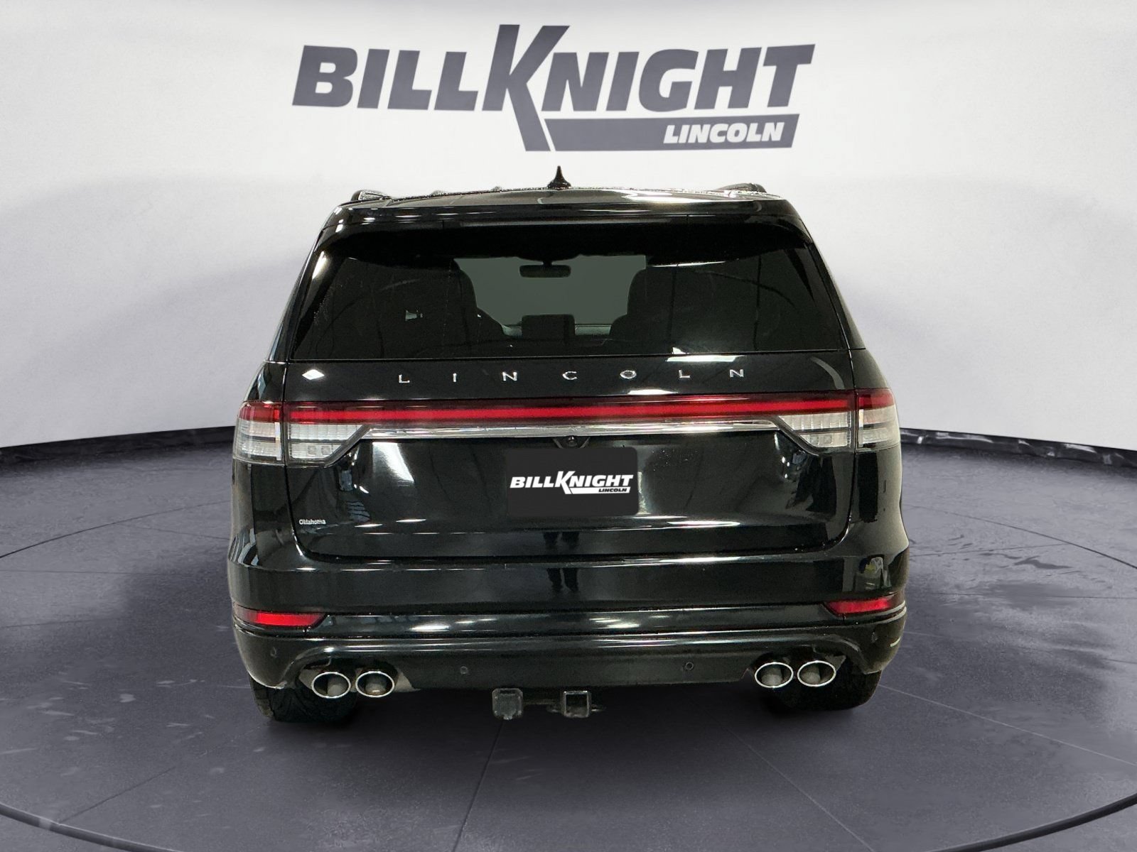 Certified 2023 Lincoln Aviator Reserve w/ Jet Appearance Package AWD/4WD image 4
