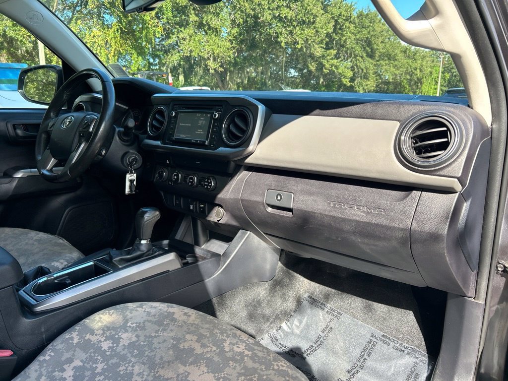 Used 2019 Toyota Tacoma SR5 AWD/4WD image 39