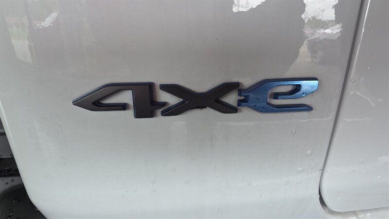 Used 2024 Jeep Wrangler Unlimited Rubicon 4xe AWD/4WD image 37