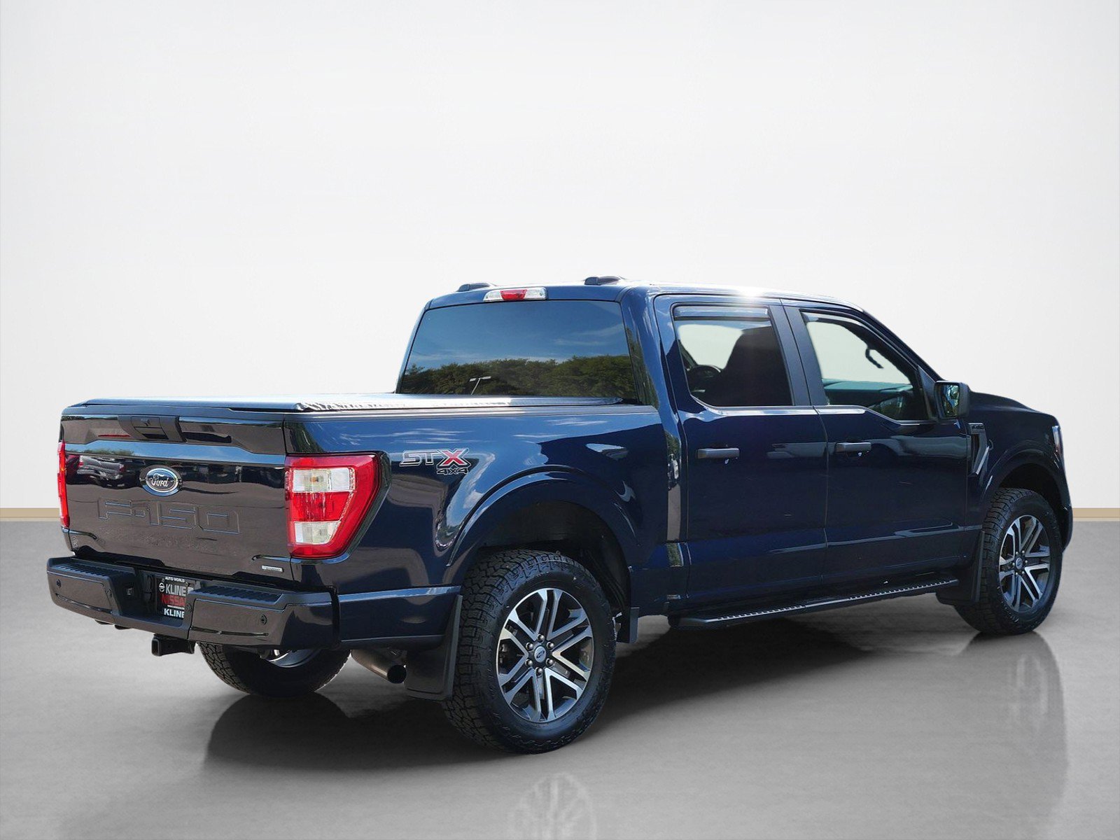 Used 2023 Ford F150 XL w/ STX Appearance Package AWD/4WD image 5