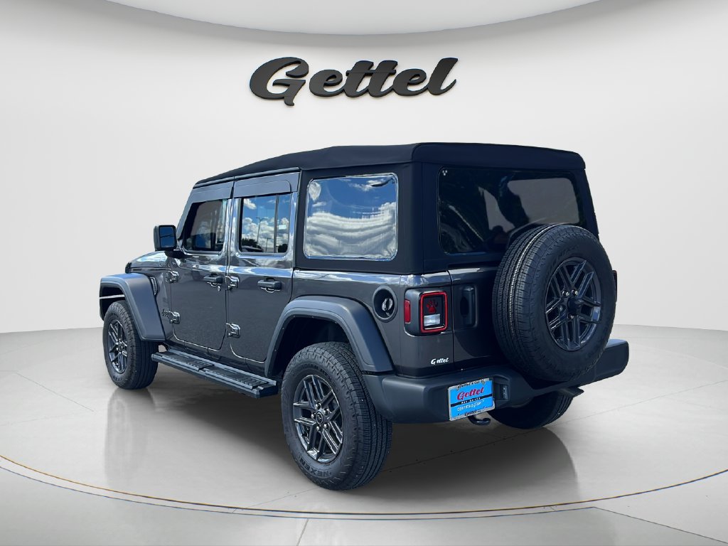Used 2024 Jeep Wrangler Unlimited Sport AWD/4WD image 7