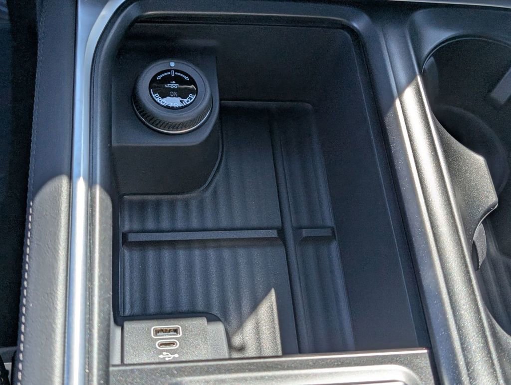 New 2026 Ford Expedition Tremor image 42