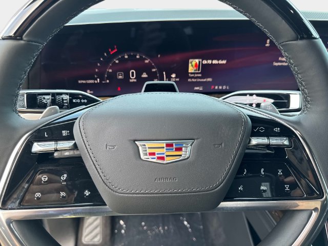 New 2026 Cadillac Escalade ESV Platinum Sport w/ LPO, ONYX Package AWD/4WD image 30