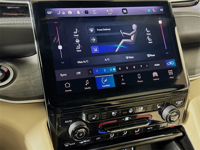 Used 2023 Jeep Grand Cherokee Limited w/ Luxury Tech Group II image 14