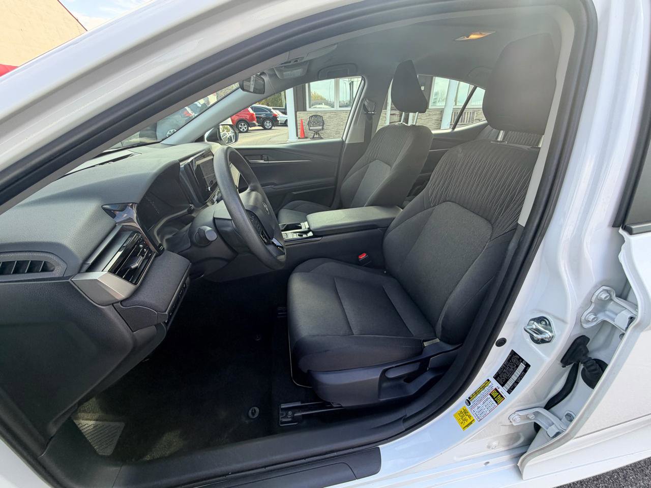 Used 2025 Toyota Camry LE FWD image 13