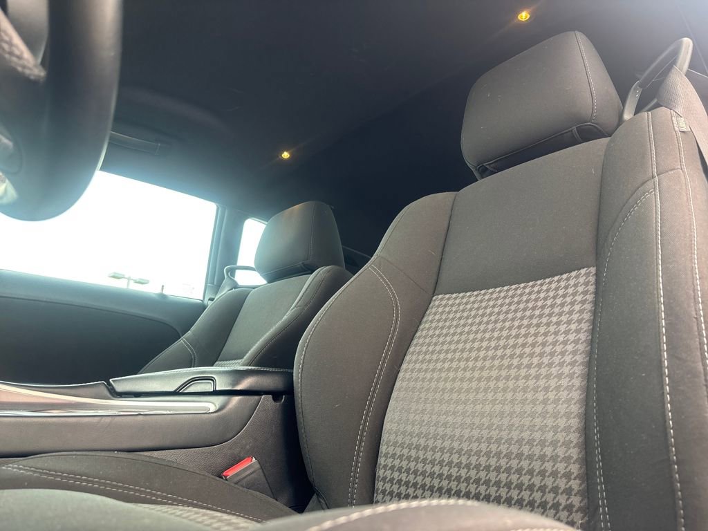 Used 2022 Dodge Challenger SXT w/ Blacktop Package image 9