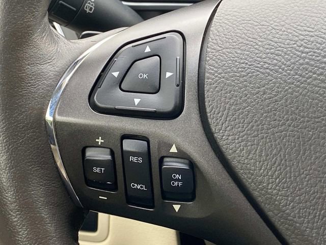 Used 2018 Lincoln MKT AWD image 19